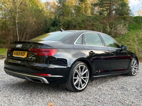 Audi A4 2.0 A4 S Line 40 TFSI Semi-Auto 4dr 3