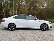 Skoda Superb 2.0 Superb SportLine+ TSi Semi-Auto 5dr 3