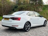 Skoda Superb 2.0 Superb SportLine+ TSi Semi-Auto 5dr 4