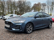 Ford Focus 1.0 Focus ST-Line 5dr 9