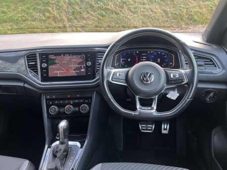 Volkswagen T-Roc 2.0 T-Roc R-Line TDI Semi-Auto 5dr 29