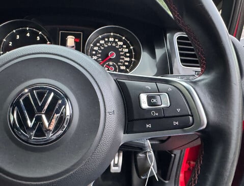 Volkswagen Golf 2.0 Golf GTI 3dr 28