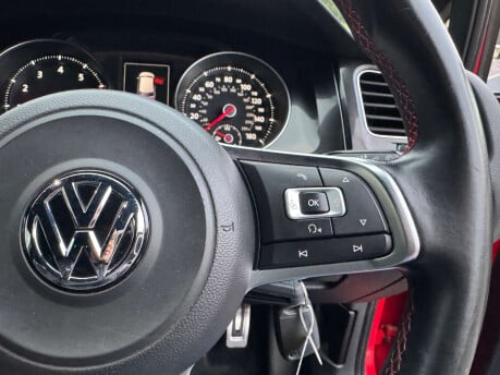 Volkswagen Golf 2.0 Golf GTI 3dr 28