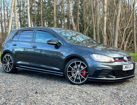 Volkswagen Golf 2.0 Golf GTi Clubsport Edition 40 Semi-Auto 5dr 1