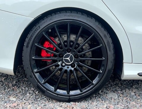 Mercedes-Benz CLA Class 2.0 CLA45 AMG 4Matic Auto 4WD 4dr 10