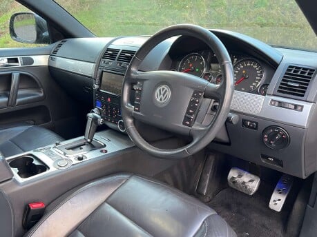 Volkswagen Touareg 4.9 Touareg R50 TDI Auto 4WD 5dr 23