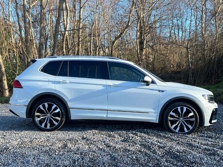 Volkswagen Tiguan 1.5 Tiguan Allspace R-Line Tech TSi Evo Semi-Auto 5dr