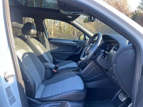 Volkswagen Tiguan 1.5 Tiguan Allspace R-Line Tech TSi Evo Semi-Auto 5dr 24