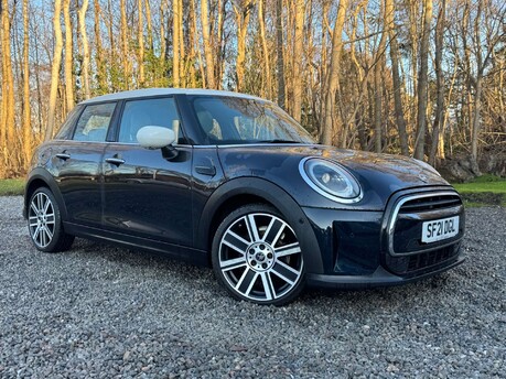 Mini Hatch 1.5 Cooper Exclusive Auto 5dr