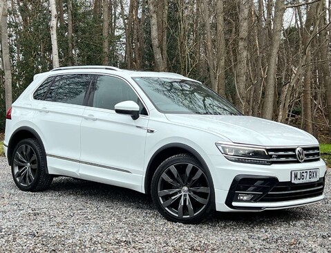 Volkswagen Tiguan 2.0 Tiguan R-Line TDI BlueMotion Technology 4Motion Semi-Auto 4WD 5dr 1