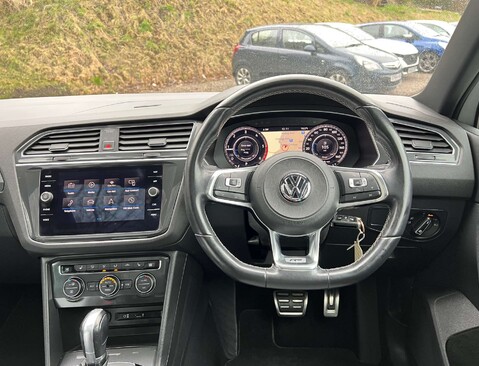 Volkswagen Tiguan 2.0 Tiguan R-Line TDI BlueMotion Technology 4Motion Semi-Auto 4WD 5dr 30