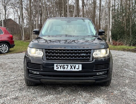 Land Rover Range Rover 3.0 Range Rover Vogue TDV6 Auto 4WD 5dr 8