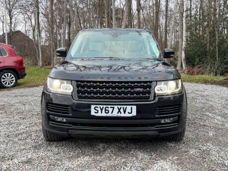 Land Rover Range Rover 3.0 Range Rover Vogue TDV6 Auto 4WD 5dr 8