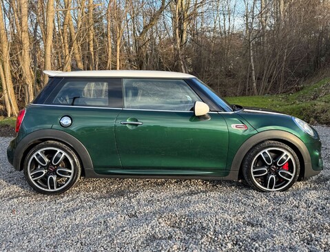 Mini Hatch 2.0 John Cooper Works 3dr 2