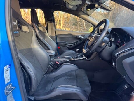 Ford Focus 2.3 Focus RS 4WD 5dr 13