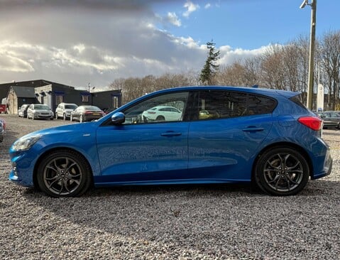 Ford Focus 1.0 Focus ST-Line 5dr 8