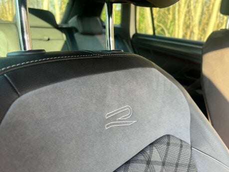 Volkswagen Tiguan 1.5 Tiguan R-Line TSi Semi-Auto 5dr 24