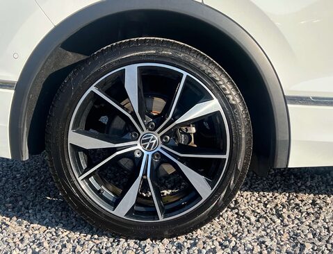Volkswagen Tiguan 1.5 Tiguan R-Line TSi Semi-Auto 5dr 10