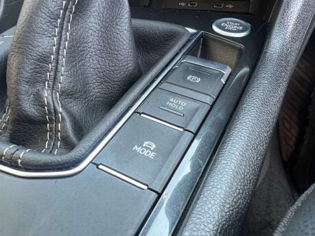 Volkswagen Tiguan 1.5 Tiguan R-Line TSi Semi-Auto 5dr 32