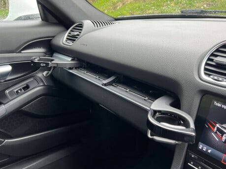 Porsche 718 2.0 718 Cayman PDK 3dr 36
