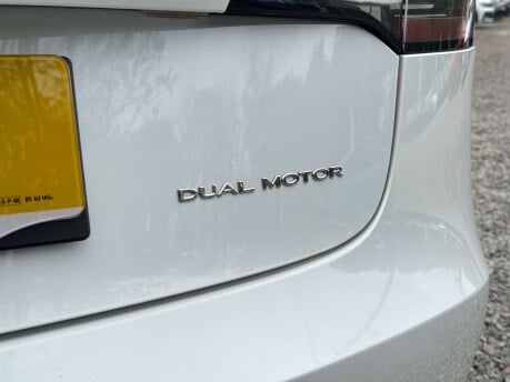Tesla Model 3 Model 3 Long Range AWD 4WD 4dr 4