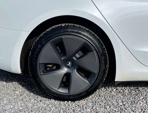 Tesla Model 3 Model 3 Long Range AWD 4WD 4dr 14