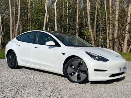 Tesla Model 3 Model 3 Long Range AWD 4WD 4dr 1
