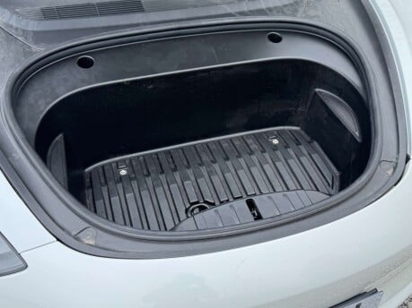 Tesla Model 3 Model 3 Long Range AWD 4WD 4dr 13