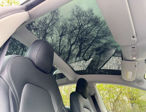 Tesla Model 3 Model 3 Long Range AWD 4WD 4dr 15