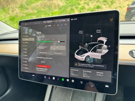 Tesla Model 3 Model 3 Long Range AWD 4WD 4dr 26