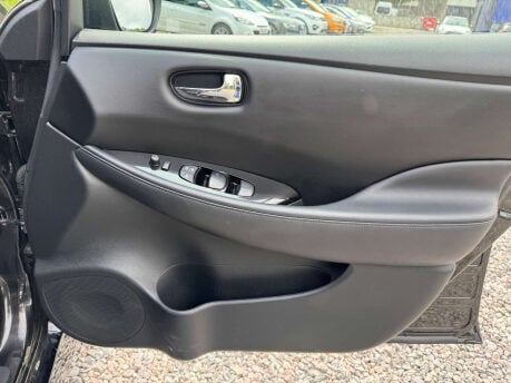 Nissan LEAF Leaf N-Connecta 5dr 20