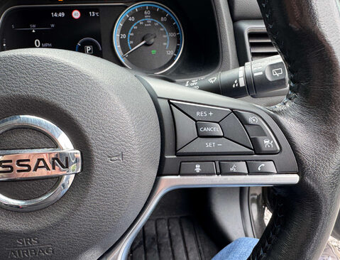 Nissan LEAF Leaf N-Connecta 5dr 29