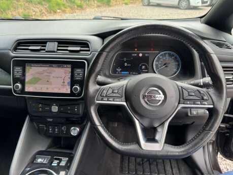 Nissan LEAF Leaf N-Connecta 5dr 36