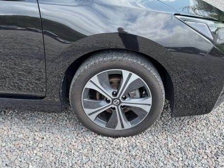 Nissan LEAF Leaf N-Connecta 5dr 11