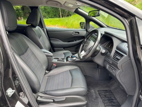 Nissan LEAF Leaf N-Connecta 5dr 23
