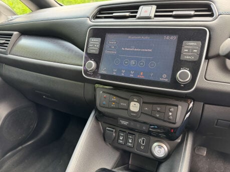 Nissan LEAF Leaf N-Connecta 5dr 25