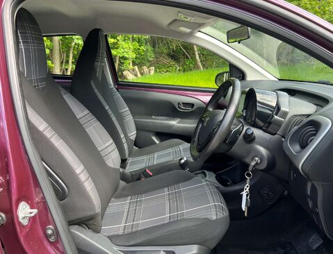 Peugeot 108 1.0 108 Active Semi-Auto 5dr 17