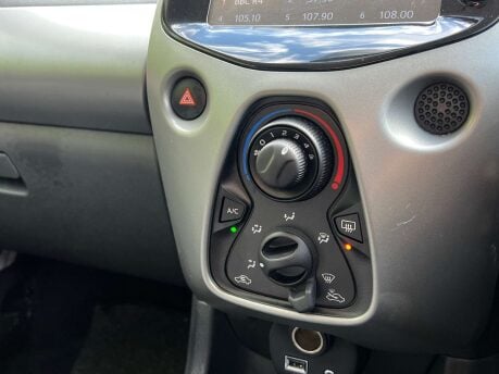 Peugeot 108 1.0 108 Active Semi-Auto 5dr 28