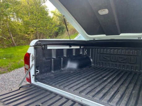 Isuzu D-Max 1.9 D-Max Arctic Trucks Auto 4WD 15