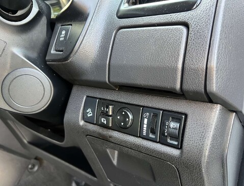 Isuzu D-Max 1.9 D-Max Arctic Trucks Auto 4WD 23