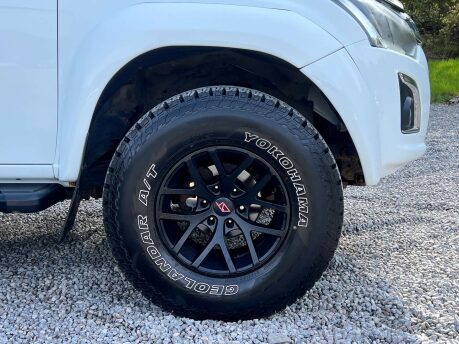 Isuzu D-Max 1.9 D-Max Arctic Trucks Auto 4WD 9