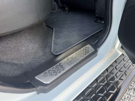 Isuzu D-Max 1.9 D-Max Arctic Trucks Auto 4WD 18