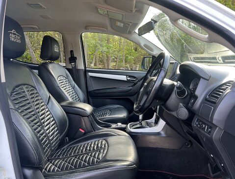 Isuzu D-Max 1.9 D-Max Arctic Trucks Auto 4WD 24