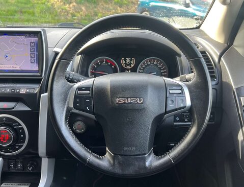 Isuzu D-Max 1.9 D-Max Arctic Trucks Auto 4WD 29