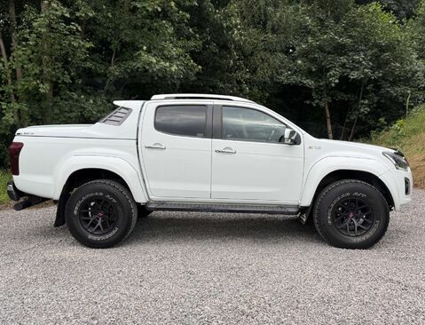 Isuzu D-Max 1.9 D-Max Arctic Trucks Auto 4WD 2
