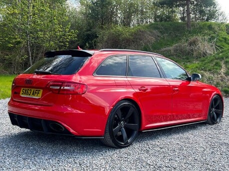 Audi A4 4.2 RS 4 FSI Quattro Auto 4WD 5dr