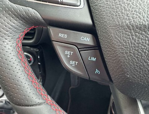 Ford Ecosport 1.0 EcoSport ST-Line 5dr 18
