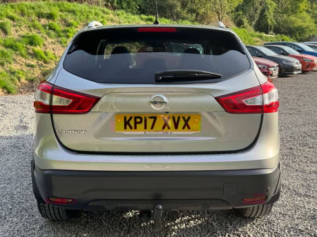 Nissan Qashqai 1.6 Qashqai Tekna dCi CVT 5dr 4