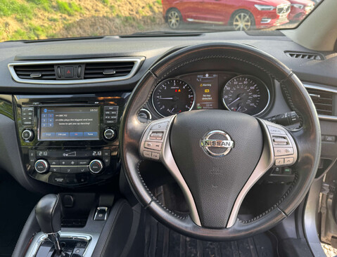 Nissan Qashqai 1.6 Qashqai Tekna dCi CVT 5dr 11