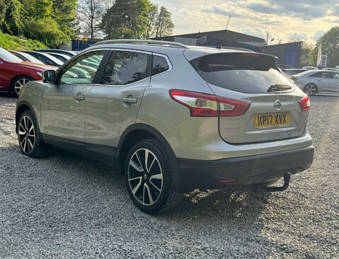 Nissan Qashqai 1.6 Qashqai Tekna dCi CVT 5dr 7